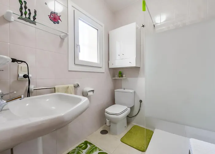 Rafol - Con Piscina Comunitaria Y Tenis Comunitario 別荘 *