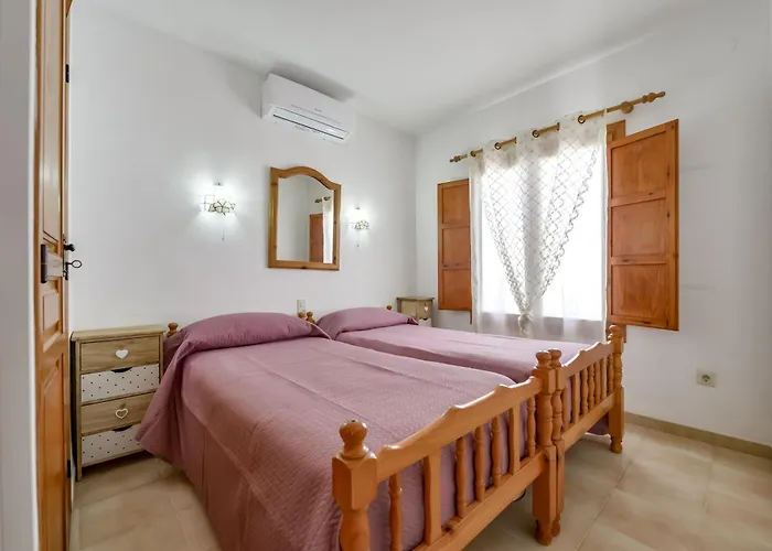 Rafol - Con Piscina Comunitaria Y Tenis Comunitario * カルプ